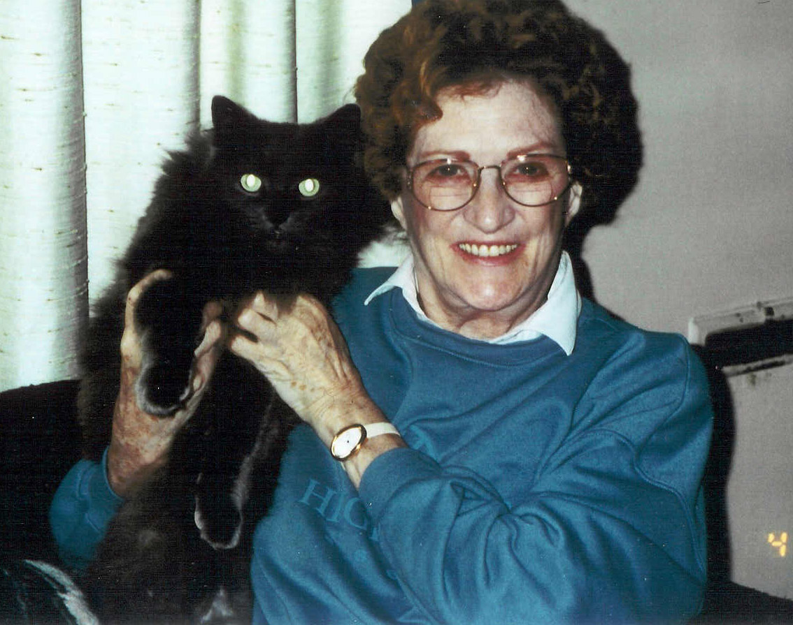 Lillian Couture and  Wally.JPG (257532 bytes)